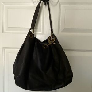 SIMPLY VERA  DARK BROWN SOFT THICK PEBBLED LEATHER BAG
